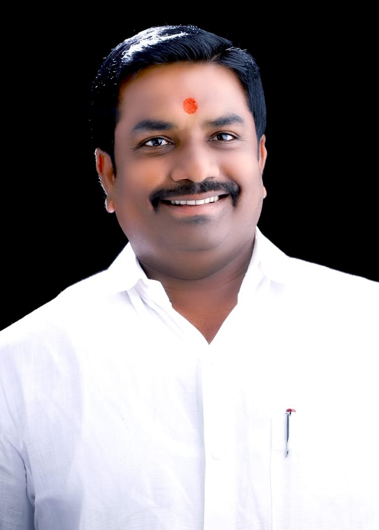 *राष्ट्रवादी युवक काँग्रेस जिल्हा उपाध्यक्षपदी बापूसाहेब शिंदे यांची निवड*