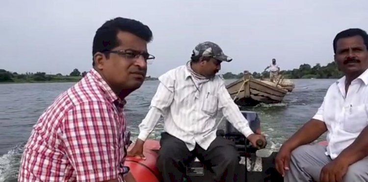 पंढरपूर तहसीलदारांची वाळू साठ्यावर कारवाई ! आंबे -पोहोरगाव येथे 6 होड्या केल्या नष्ट तर 20 ब्रास वाळू केली जप्त.