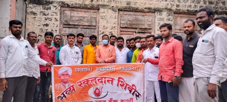 ना. बचुभाऊ कडू आणि प्रहारचे जिल्हा समन्वयक पंडित साळुंखे यांच्या वाढदिवसानिमित्त रक्तदान