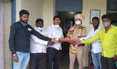 माढा राष्ट्रवादी युवक काँग्रेस च्या वतीने नूतन सपोनि निलेश तारू यांचा सत्कार