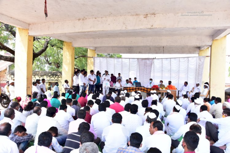 *ग्रामीण भागाच्या विकासासाठी कायम कटिबद्ध-आमदार बबनदादा शिंदे*  *कान्हापुरी उंबरे येथे विविध विकास कामाचे आमदार शिंदे यांच्या हस्ते उद्घाटन*  *भावी आमदार रणजीत सिंह शिंदे यांनीही कान्हापुरी उंबरे जळवली येथे केला विविध विकास कामांच्या उद्घाटनाचा शुभारंभ*  *भविष्यात ग्रामीण भागासाठी निधी उपलब्ध करून देणार*