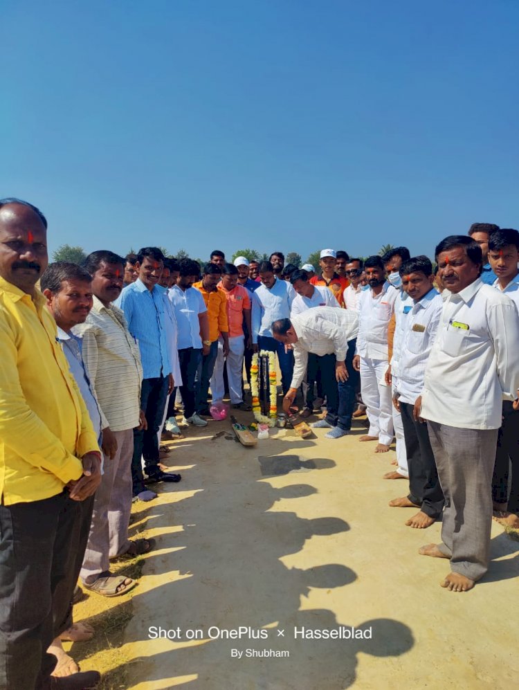*श्रीराम क्रिकेट क्लब बोहाळी एक दिवशीय हाफ पीच क्रिकेट स्पर्धेचा उद्घाटन*  *डॉ .रमेश फाटे यांच्या शुभहस्ते  झाला स्पर्धेचा शुभारंभ*.