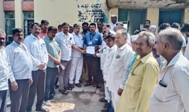 *आज पासून सुरळीत वीज पुरवठा होणार.*  *करकंब राष्ट्रवादी काँग्रेस पार्टीच्या वतीने महावितरणच्या विरोधात केलेल्या आंदोलनाला यश.....!*  *शेतकऱ्यांतून समाधान व्यक्त*