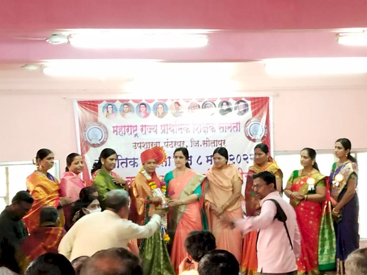 *जागतिक महिला दिनानिमित्त रामभाऊ जोशी हायस्कूलच्या मनिषा ढोबळे यांचा भव्य नागरी सत्कार*