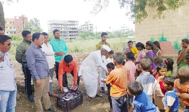 *पंढरपुरात भुकेलेला अन्न देऊन मोहम्मद पैगंबर जयंती साजरी*