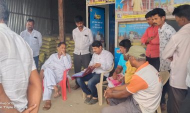 *आमदार बबनदादा शिंदे यांनी करकंब येथील धाकटी वेस ओढा दुरुस्तीसाठी अधिकाऱ्यांना दिल्या सुचना*  *अजितसिंह देशमुख मित्र मंडळाच्या प्रयत्नांना यश.*  *आमदार बबनदादा शिंदे यांची करकंब येथे तातडीने भेट*