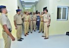*करकंब पोलीस स्टेशनच्या नूतन बांधलेल्या इमारतीची पोलीस महानिरीक्षक यांनी केली पाहणी.*  *विशेष पोलीस महानिरीक्षक श्री मनोज लोहिया यांची करकंब पोलीस स्टेशनला भेट.*