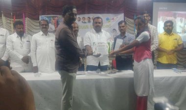 *करकंबच्या न्यू इंग्लिश स्कूल प्रशालेचे चित्रकला स्पर्धेत घवघवीत यश.*  *दोन विद्यार्थिनींनी मारली बाजी*.