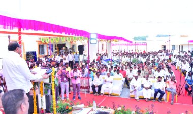 *वाळू माफिया व क्रश माफियांना यांना लगाम लावणार-पालकमंत्री राधाकृष्ण विखे पाटील.*   *जिल्हा प्रशासनाला केल्या सूचना.*