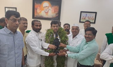 *कर्नाटकचे गृहमंत्री एम बी पाटील यांचा सत्कार*