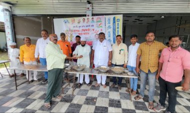 *प्रदेशाध्यक्ष नागेशदादा फाटे यांच्या वतीने भाविकांना फराळ वाटप*