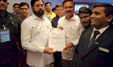 *पंढरपूर करवाढीचा आवाज चेअरमन अभिजीत पाटील यांनी पोहोचविला थेट मुख्यमंत्र्यांपर्यंत*  *सकारात्मक तोडगा काढण्याचे मुख्यमंत्री यांचेकडून आश्वासन*