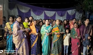 *महिलांचे प्रश्न सोडविण्यासाठी खरे परिवार सोबतीला असेल*   *सौ.तृप्तीताई खरे यांचे पोहोरगाव आणि विटे येथील हळदी कुंकू कार्यक्रम प्रसंगी आश्वासन*