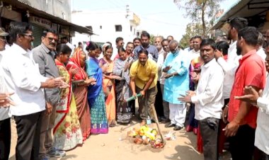 *लक्ष्मी टाकळी भागातील विकासासाठी आ. आवताडे यांनी मिळविला निधी*  *मंगळवेढा बाजार समितीचे माजी सभापती सोमनाथ आवताडे यांच्या हस्ते पार पडले भूमिपूजन*