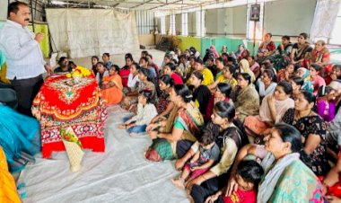 *जुळे सोलापूरातील पाचशे महिला शिवसेनेत करणार प्रवेश*  *शिवसेना सोलापूर लोकसभा संपर्क प्रमुख महेशनाना साठे यांची माहिती*