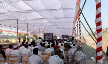 *फलटण ते बारामती रेल्वे मार्गाच्या पंतप्रधान मोदी यांचे हस्ते शुभारंभ*  *खा. रणजितसिंह नाईक निंबाळकर यांच्या प्रयत्नाने सुरू झाला हा नवीन मार्ग*