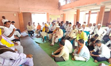 *आ राम सातपुते यांच्या प्रचारार्थ आ . समाधान आवताडे रिंगणात*  *मंगळवेढा तालुक्यातयांच्या विविध ठिकाणी घोंगडी बैठका  सुरू*