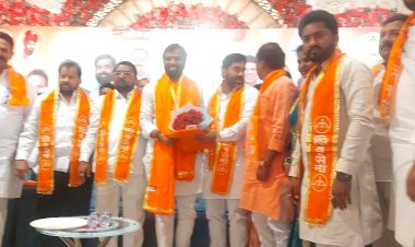 *उजनीतील धरणातील गाळ काढून जिल्हयाच्या *कानाकोपर्‍यात उजनीचे पाणी पोहाचविणार*:*आ.राम सातपुते*  *पंढरपूरातील  मेळव्यात माढा व सोलापुरातून मताधिक्य देण्याची शिवसेनेची हमी*