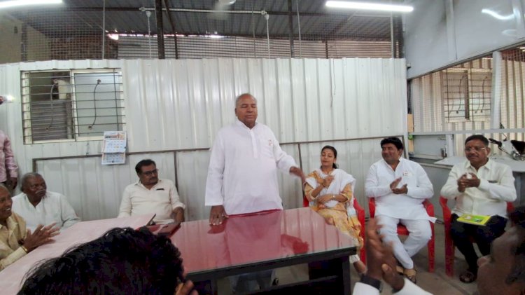 *इंडिया आघाडीच्या उमेदवार प्रणिती शिंदे यांना खासदार बनवणार,*  *माकप नेते आडम मास्तरांचा एल्गार*