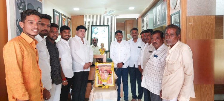 *आ.शहाजीबापूंच्या संपर्क कार्यालयात शिवसेनेचा ५८ वा वर्धापनदिन साजरा*