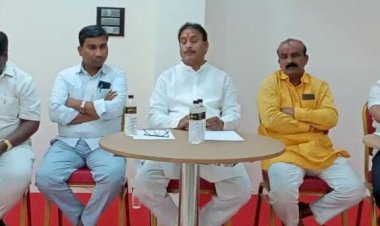 *मनसेचे नेते दिलीपबापू धोत्रे यांच्या उद्योगात आणखी एक नव्यानेच भर*  *हॉटेल ग्रँड रेसिडेन्सीचे  राज ठाकरे यांच्या हस्ते शुक्रवारी उद्घाटन *   *मनसेचे नेते दिलीपबापू धोत्रे यांची पत्रकार परिषदेत माहिती* 