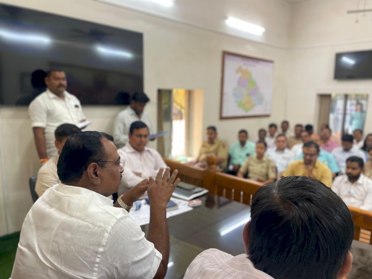 *आ.आवताडे यांचा  50 हजार वृक्षारोपण करण्याचा मानस*  *मुख्यमंत्री ना. फडणवीस यांच्या वाढदिवसानिमित्त होणार वृक्षारोपण*  *पंढरपूर तालुक्यातील  शासकीय अधिकाऱ्यांना सहभागी होण्याच्या सूचना*