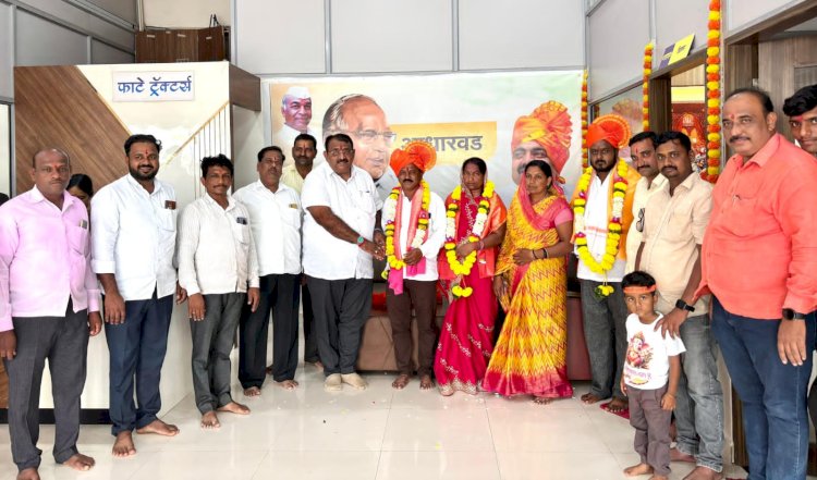 *राष्ट्रवादीकडून बोहाळी ग्रामपंचायतच्या नूतन उपसरपंच माधवी कल्याण कुसुमडे यांचा सन्मान*  *प्रदेशाध्यक्ष नागेशदादा फाटे यांच्या हस्ते केला सत्कार*