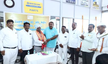 *श्री विठ्ठल अर्बन को-ऑपरेटिव्ह क्रेडिट सोसायटीच्या चेअरमनपदी नागेशदादा फाटे यांची तर व्हाईस चेअरमनपदी अण्णा यशवंत अण्णा नागटिळक यांची निवड*  *श्री विठ्ठल अर्बन को-ऑपरेटिव्ह क्रेडिट सोसायटीची पहिली सभा खेळीमेळीत संपन्न* 