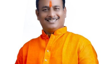 *महाराष्ट्र उद्योजक गौरव पुरस्कार मनसे नेते दिलीप धोत्रे यांना जाहीर*   *रविवारी पुणे येथे बिझनेस आयकॉन ऑफ द इयर पुरस्काराने दिलीप धोत्रे यांचा होणार सन्मान*