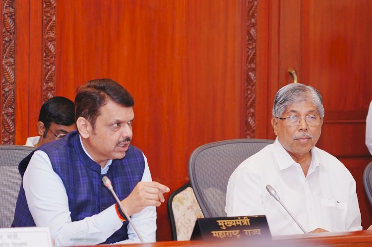 *शिष्यवृत्ती वितरण ‘ऑटो सिस्टम’वर होण्यासाठी प्रारूप तयार करावे*: *मुख्यमंत्र्यांचे निर्देश* • नवीन महाविद्यालय मान्यता प्रणालीचे मुख्यमंत्री देवेंद्र फडणवीस यांच्या हस्ते उद्घाटन* • मुख्यमंत्र्यांच्या अध्यक्षतेखाली राज्य उच्च शिक्षण व विकास आयोगाची बैठक संपन्न*