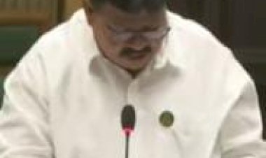 *मोहोळचे आ. राजू खरे यांचा दणका!*  *महावितरणचे लांबोटीचे कनिष्ठ अभियंता ओंकार साठे यांचे निलंबन*  *शेतकऱ्यासाठी उठवला होता नागपूर अधिवेशनात आवाज*