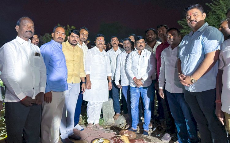 *चव्हाणवाडीतील ज्योतिबा मंदिराचा भव्य सभामंडप श्रद्धा-सुविधेचा संगम ठरेल!*  *माढाचे आमदार अभिजीत पाटील यांचे प्रतिपादन*