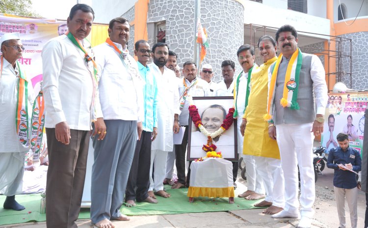 *आमच्यावर बोलायला पालकमंत्र्यांना यावं लागतंय* - भगीरथ भालके  विरोधकांना गल्लीबोळात फिरावे लागते आमदार अभिजीत पाटील यांची जाहीर टीका*  *वाखरी गटातून संग्राम गायकवाड यांचा पाठिंबा*  *भंडीशेगाव प्रचारसभेत भालकेनी घेतले कल्याणराव काळेला फैलावर*