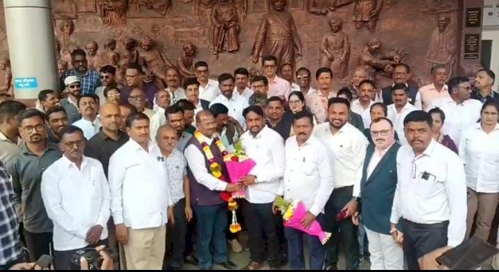 *अखिल भारतीय डिजिटल मीडिया संपादक पत्रकार संघटनेच्या केंद्रीय अध्यक्षपदी राजा माने*   *महाराष्ट्र प्रदेशाध्यक्षपदी सतीश सावंत तर प्रदेश महासचिव पदी विकास भोसले*