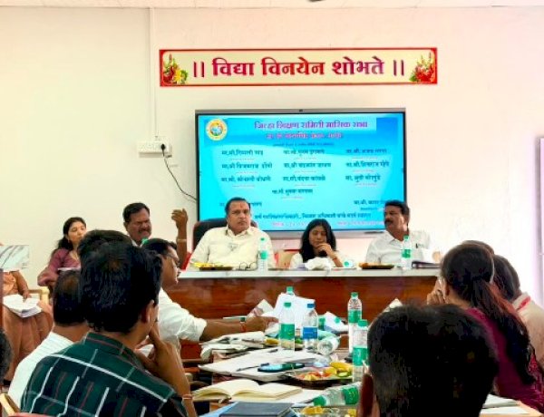 *शिक्षण समितीच्या बैठकीत  गणवेश अनुदानवाढ, शाळांच्या गुणवत्तेसाठी महत्त्वपूर्ण निर्णय,भरारी पथकाची घोषणा*  *शेळकेवाडी(शिवणे ) जि. प. शाळा पॅटर्न जिल्हाभर राबविणार असल्याची सभापती चेतनसिंह केदार सावंत यांची घोषणा*
