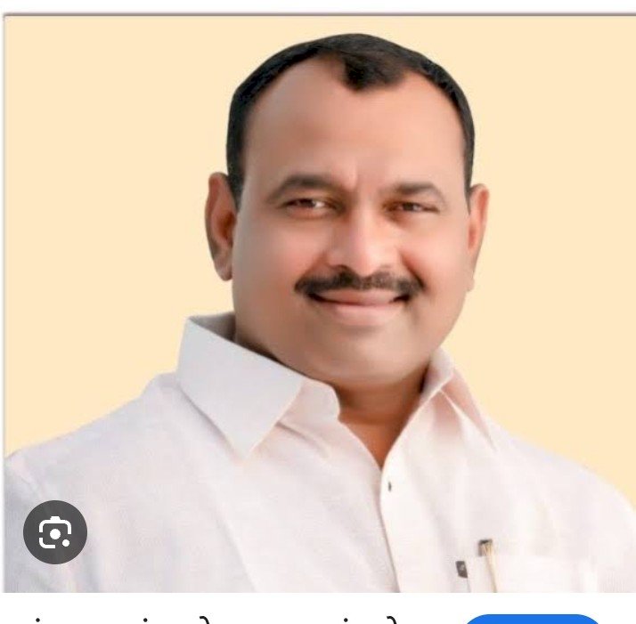 *भीमा व नीरा नदीतून वाहून जाणाऱ्या पाण्याने तलाव, ओढे, नाले भरून द्या* -  *आ. समाधान आवताडे यांची जलसंपदा मंत्री राधाकृष्ण विखे पाटील यांच्याकडे मागणी *.