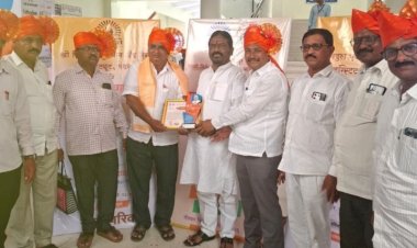  *रवींद्र  पवार सर आणि विकास घागरे यांना ज्ञानयात्री पुरस्कार* 