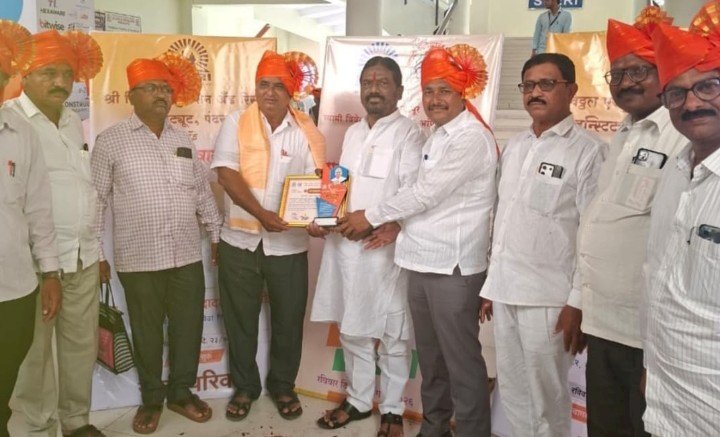  *रवींद्र  पवार सर आणि विकास घागरे यांना ज्ञानयात्री पुरस्कार* 