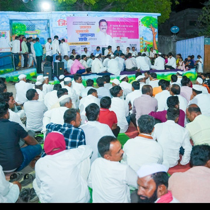 *देवडेत आ. अभिजित पाटील यांचा ‘मुक्काम’; शेतकरी, वीज, रस्ते, पाणी प्रश्नांवर थेट चर्चा*  *प्रशासन गावाच्या दारी! ‘आमदार मुक्कामी’ अभियानातून आमदारांचा थेट जनसंवाद*