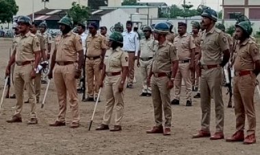 *पंढरीत गणेशोत्सवाच्या पार्श्वभूमीवर  पोलिस प्रशासनाचे मॉकड्रिल*