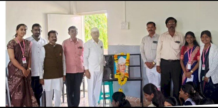 *वसंतराव काळे प्रशाला व कनिष्ठ महाविद्यालयात शिक्षक दिन उत्साहात साजरा*