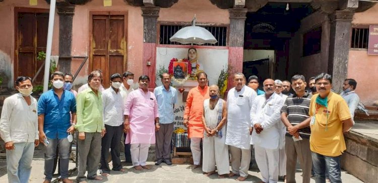 पंढरीत होळकर वाड्यात शिवराज्यभिषेक दिन साजरा