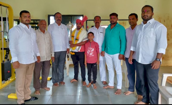 *खिलारवाडीचे पैलवान सूरज राऊत यांनी मिळवली एक किलो चांदीची गदा अन21हजार रोख बक्षीस*!