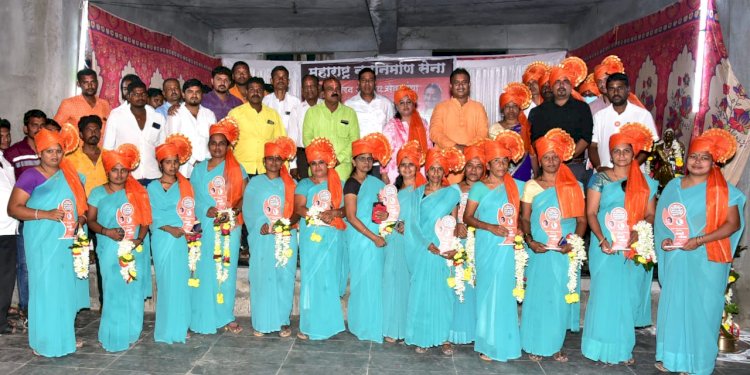 *गौरव आरोग्य सेवकांचा ,करकंब मनसेतर्फे कोविड योद्ध्यांचा सत्कार* *मनसेच्या 9 शाखांचे उद्घाटन*.