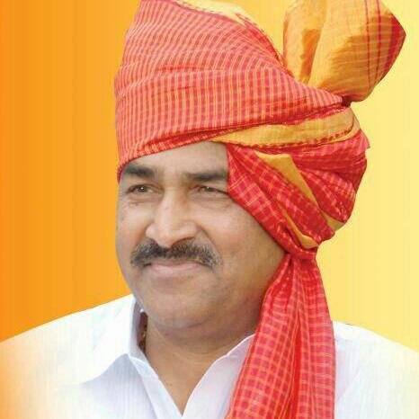 .*लोकप्रिय आमदार बबन दादा शिंदे यांच्या निधीतून दीड कोटी रुपये मंजूर* : *आ. बबनदादा शिंदे यांच्या विशेष फंडातून रस्त्याचे काम सुरु......!*