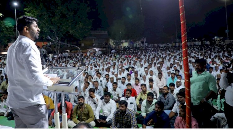 *होय आहेच आम्ही वारसदार ! ... म्हणूनच कारखान्याचं धुराड पेटवल्याशिवाय स्वस्थ बसणार नाही.* *भोसे येथे विठ्ठल कारखान्याच्या निवडणुकीसाठी 3 दादांचा यल्गार....!*