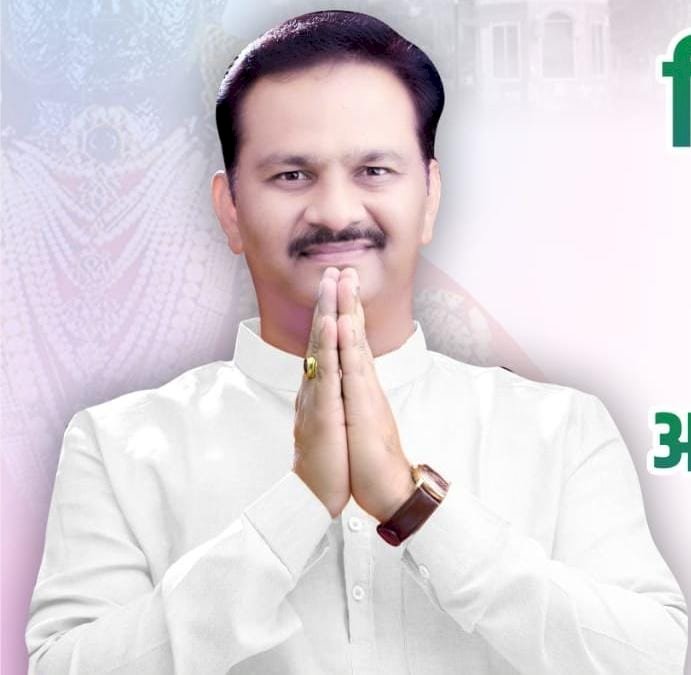*चेअरमन अभिजीत पाटील गुरुवारी दाखल होणार उमेदवारी अर्ज* *पंढरीत होणार सभासद आणि कामगारांचे मोठे शक्ती प्रदर्शन*