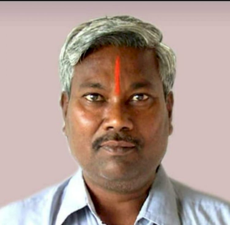 *नरसप्पा देशमुख यांच्या भूमिकेकडे संपूर्ण पंढरपूर तालुक्याचे लक्ष.....!* *श्री विठ्ठल सहकारी साखर कारखान्याच्या.. लढतीत आप्पांची ...भूमिका महत्त्वाची राहणार.