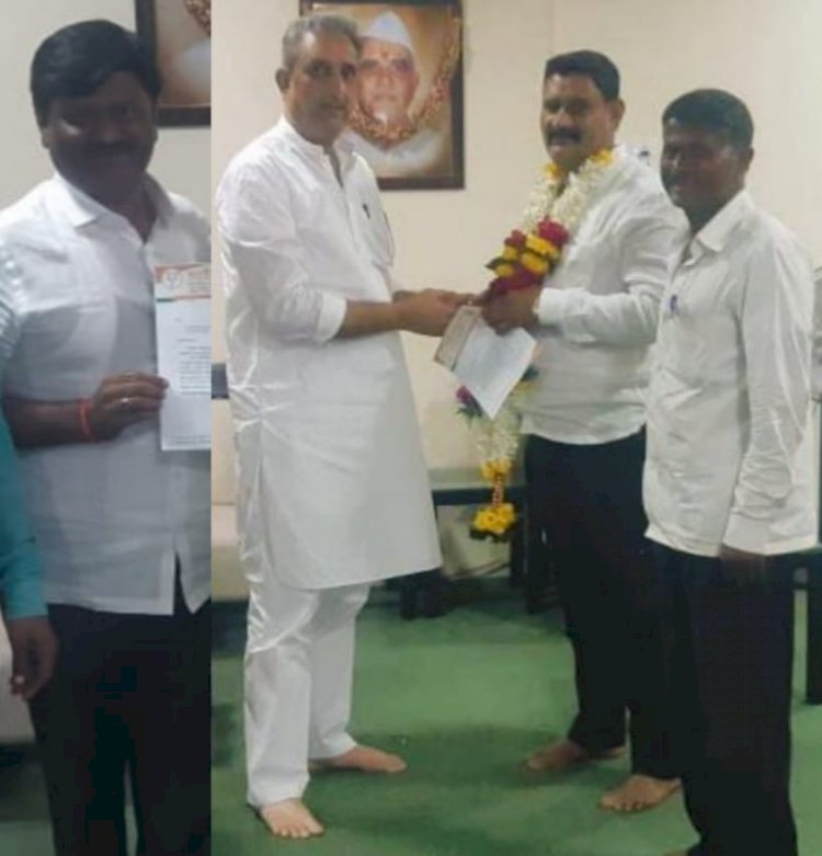 *भाजपच्या पंढरपूर तालुका उपाध्यक्षपदी राजकुमार (पिंटू) टरले* *आ. प्रशांतराव परिचारक यांच्या हस्ते झाला सत्कार*