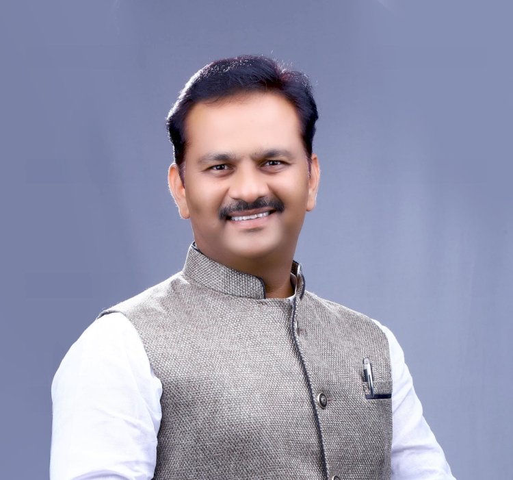 *अखेर चेअरमन अभिजीत पाटील यांनी दिला धपका!* *विठ्ठलचा सुधारित ऊस दर जाहीर* *विठ्ठल परिवार पूर्वपदावर*